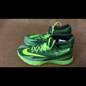 Nike Zoom Basketball Shoes